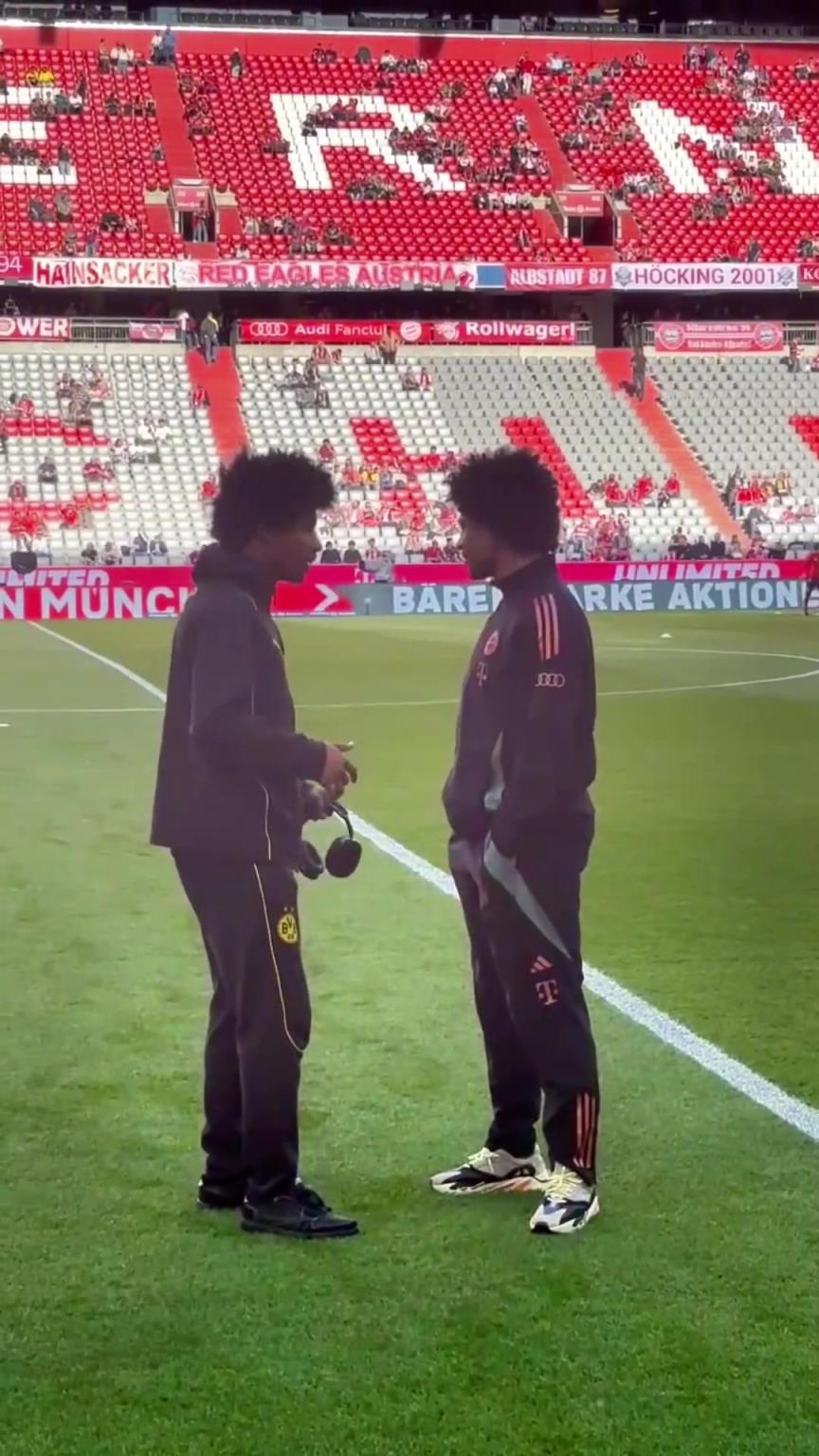 一模一樣的蓬蓬頭！一時(shí)分不清阿德耶米和格納布里了！